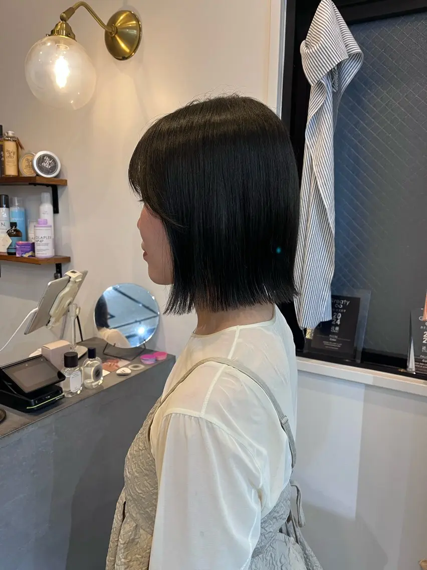 ショート カット anri🐏/大阪/ レイヤーカットのヘアスタイル
