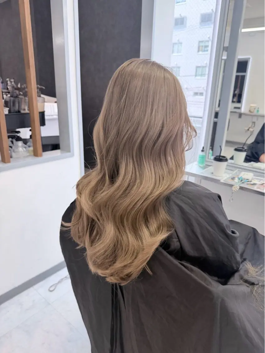 ロング ヘアカラー トリートメント ioe 心斎橋のヘアスタイル