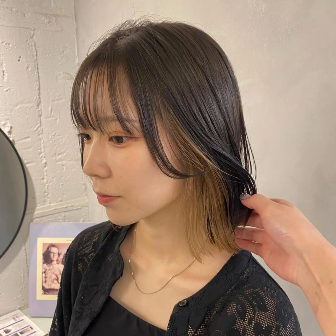 ショート カラー ブリーチ ケアブリーチ イヤリングカラー インナーカラー カット ヘアカラー トリートメント 新宿🫧ボブ 特化🐕Amiのヘアスタイル