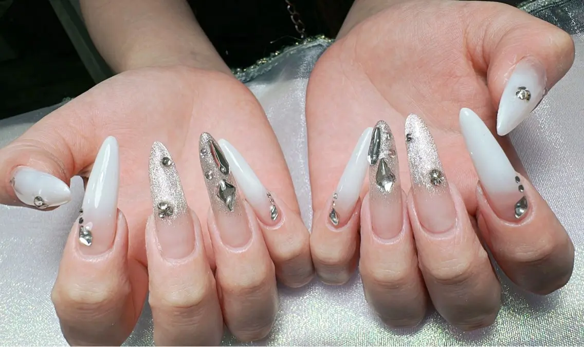ネイル ハンドネイル Di'a nail ネイルサロンのネイルデザイン