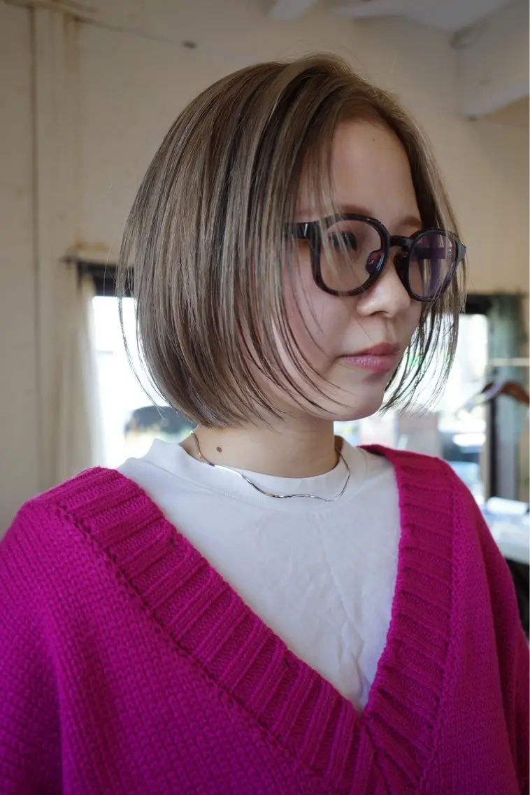 ショート カラー ベージュカラー ホワイトベージュ カット ヘアカラー デザインカット🎨 ボブ🫟おざきのヘアスタイル