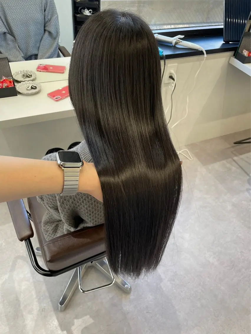 ロング カット 縮毛矯正 トリートメント 酸性縮毛矯正 Coreすずのヘアスタイル