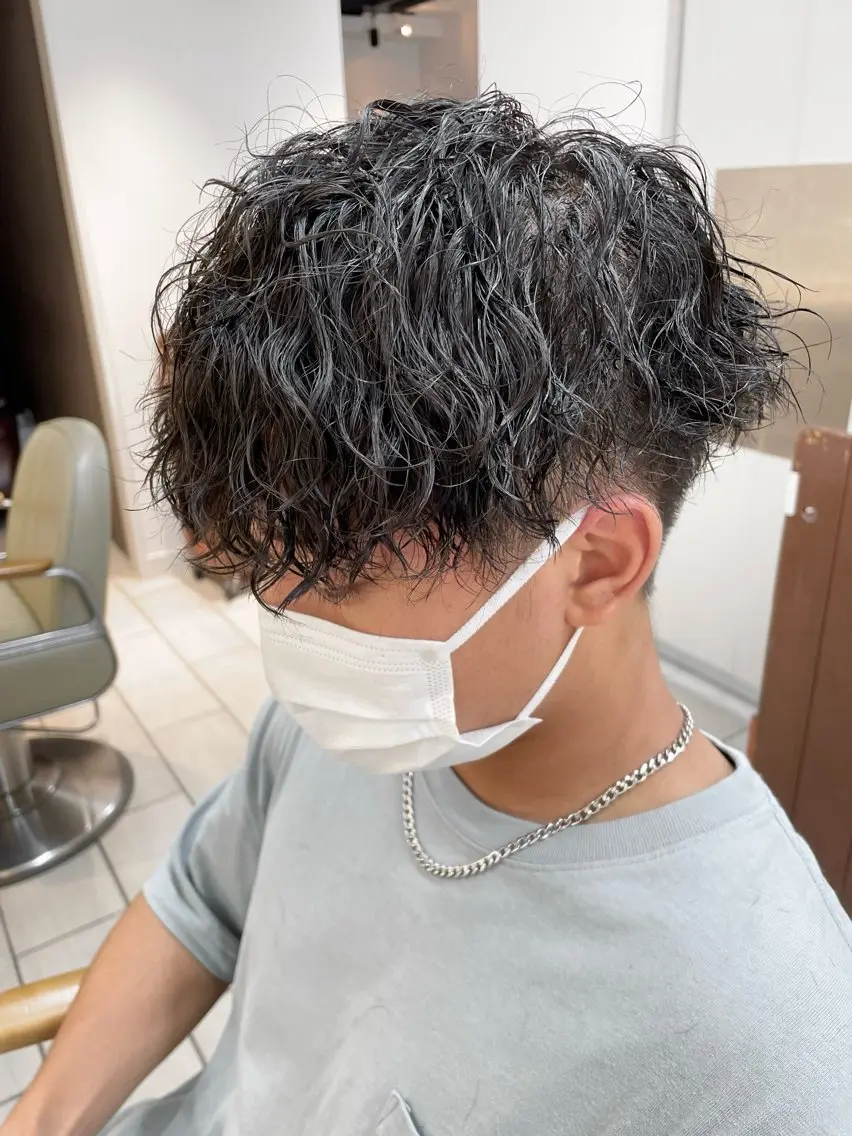 パーマ メンズ フェードカット マッシュ メンズパーマ スパイラルパーマ カット パーマ 🌞塙　湧貴🌞 スパイキーショートのヘアスタイル