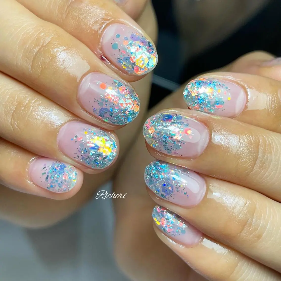 ミディアム ネイル 韓国風ヘア アートネイル フレンチネイル ジェルネイル キラキラネイル richeri beautyのその他イメージ