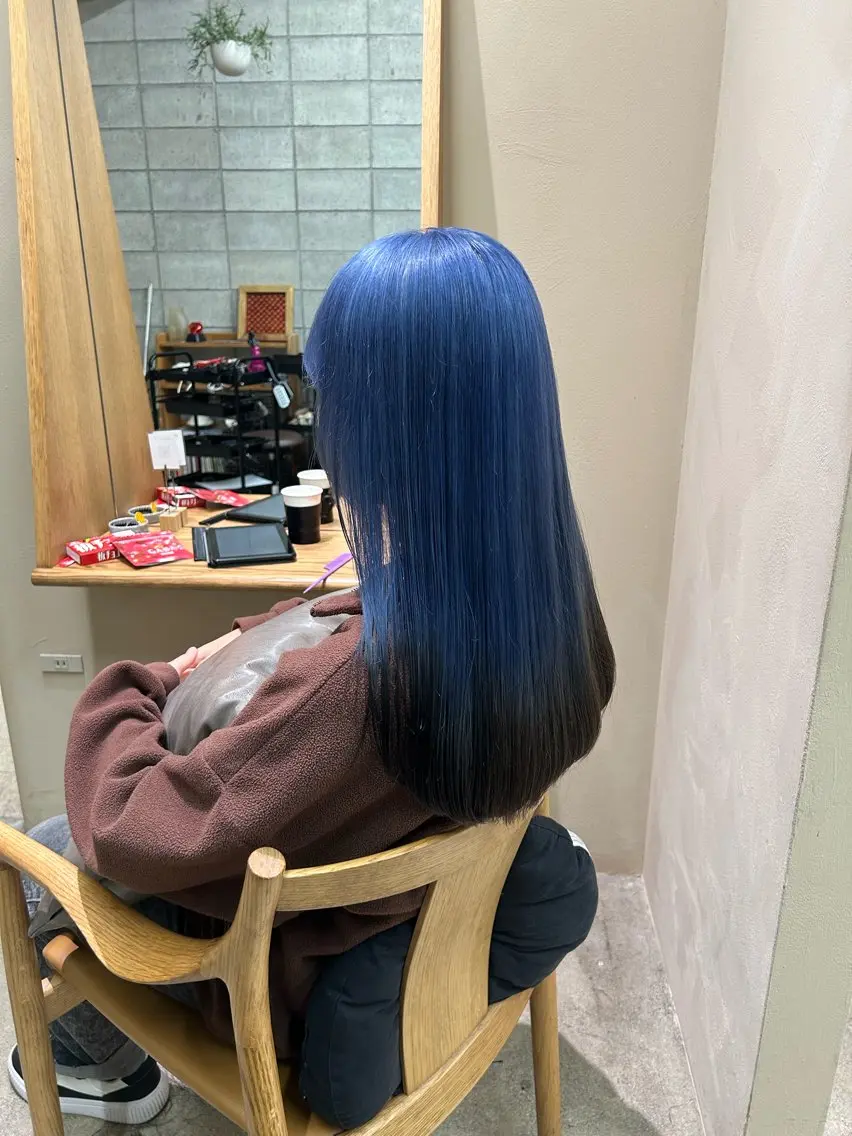 ロング カラー ブリーチ 齋藤 隼琉のヘアスタイル