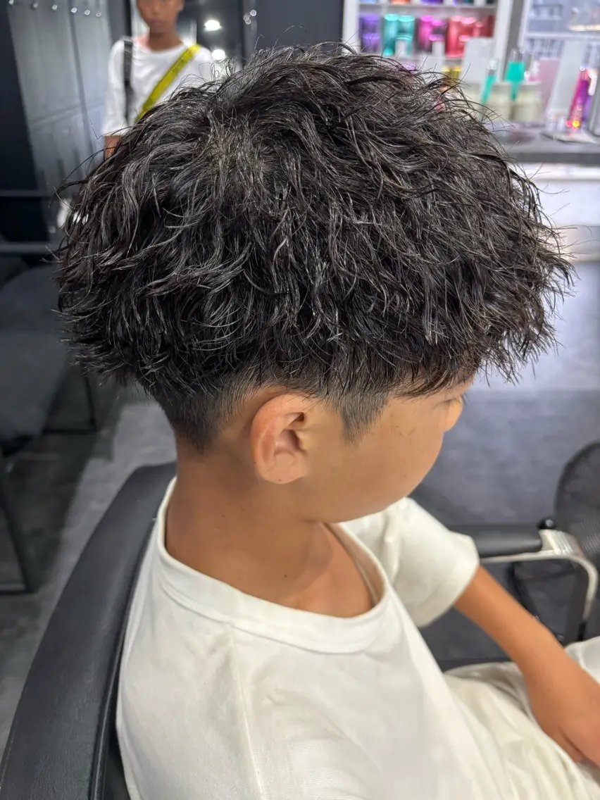 パーマ メンズ メンズパーマ ツイストスパイラルパーマ スパイラルパーマ カット パーマ 🔥メンズパーマ特化 高橋晴🔥のヘアスタイル