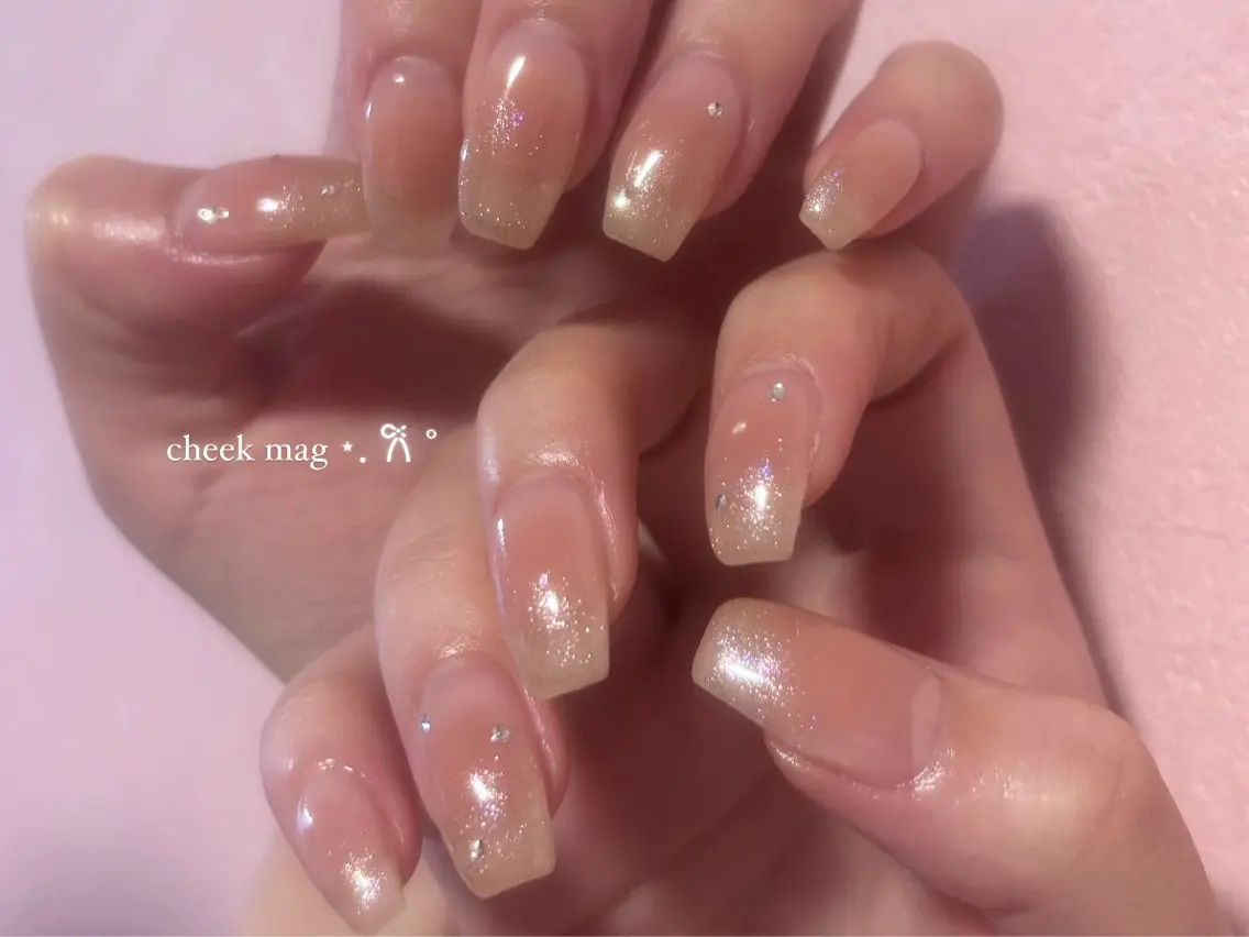 ネイル ハンドネイル EmaNail🎀 Haaruのネイルデザイン