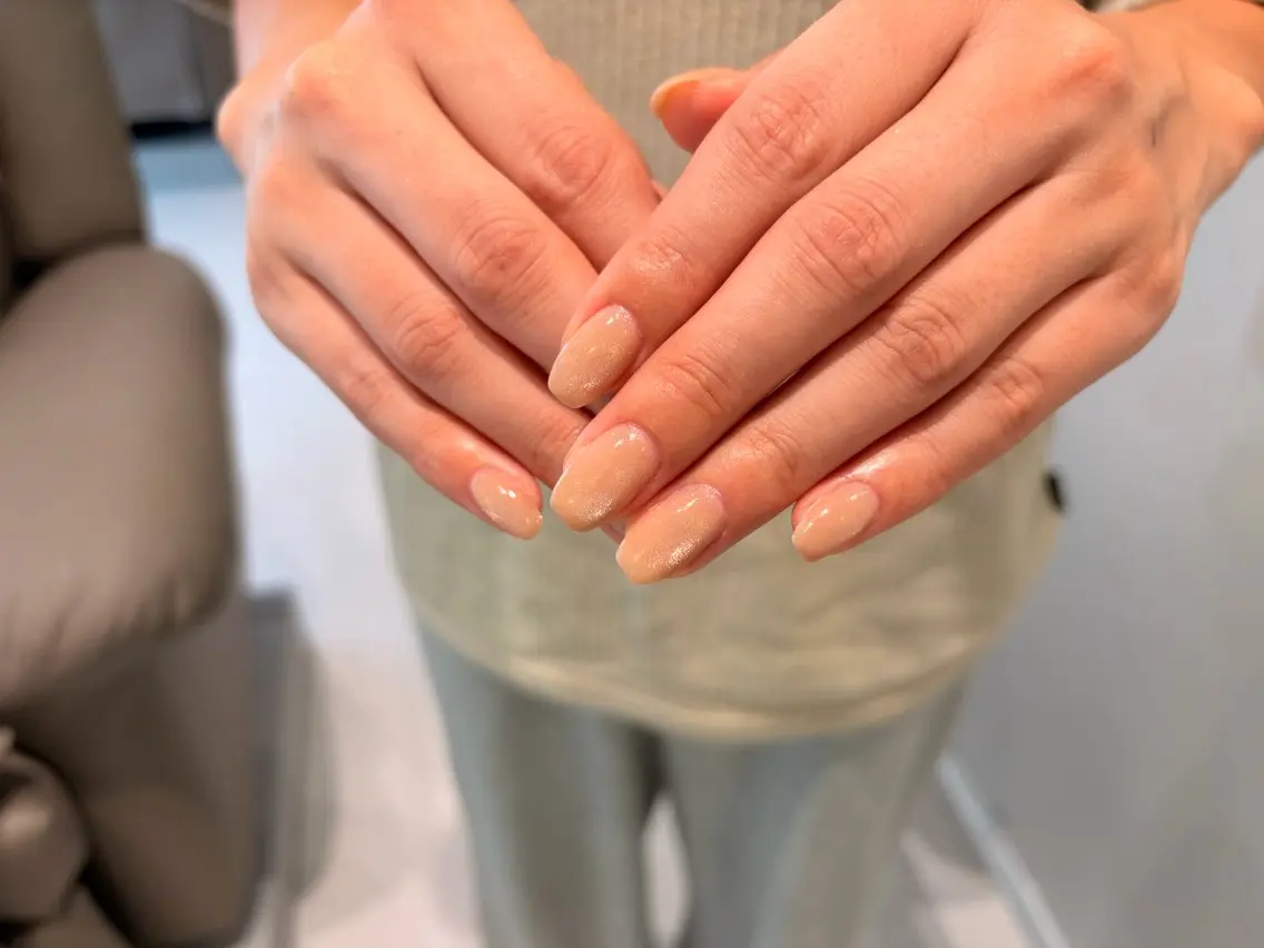 ネイル マグネットネイル マグネットワンカラー ワンカラーネイル ハンドネイル DEE nail madoka.tのネイルデザイン