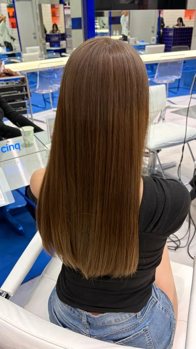 ロング ヘアカラー 艶々ハイトーン🪽/ かのんのヘアスタイル