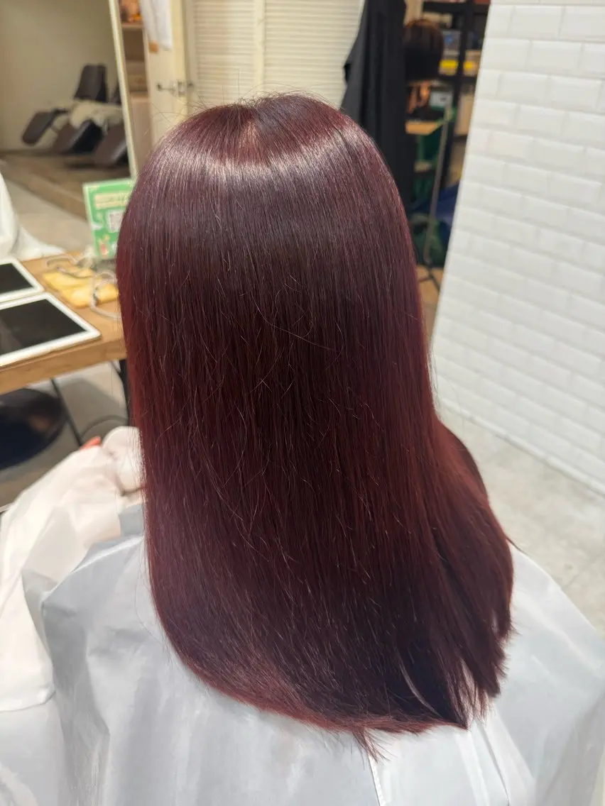 カラー ブリーチ ブリーチなしカラー レッドカラー 🫧山中 沙希🫧のヘアスタイル