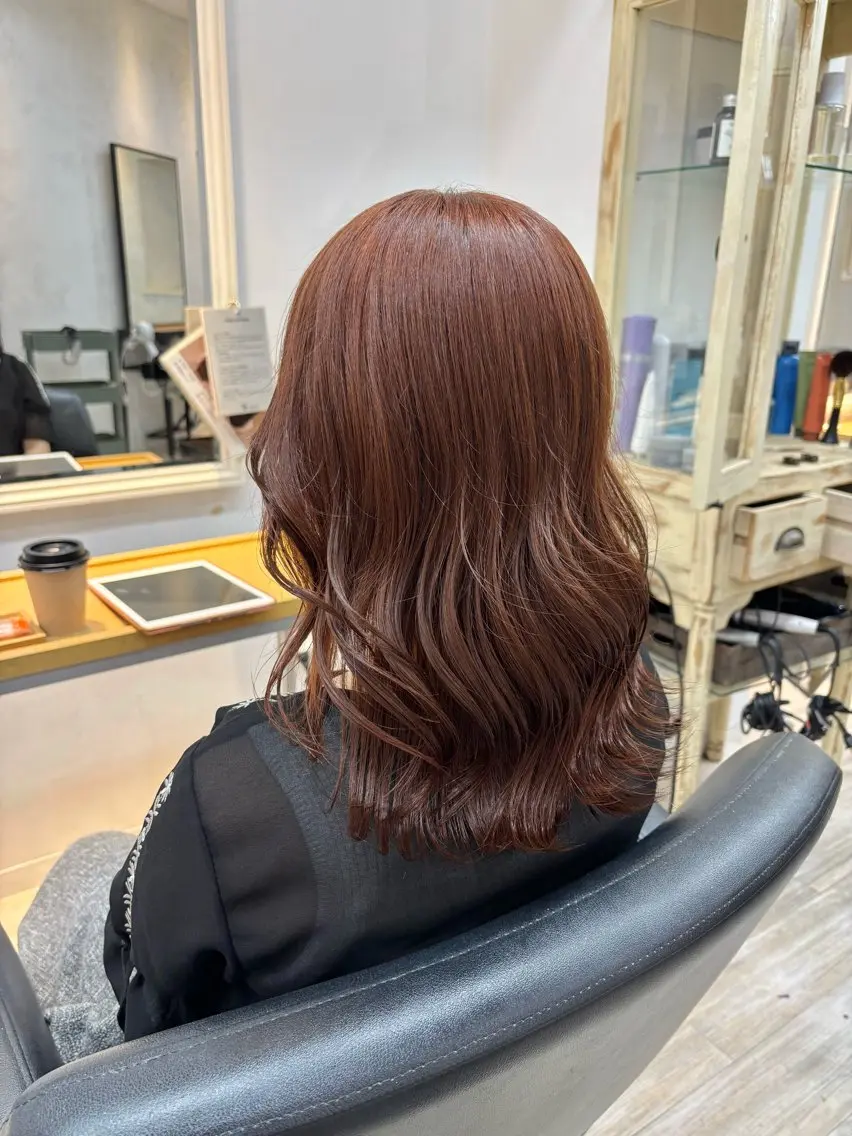 ミディアム カラー くさかみさき🌼暖色 /耳つぼ/オタク🌼のヘアスタイル