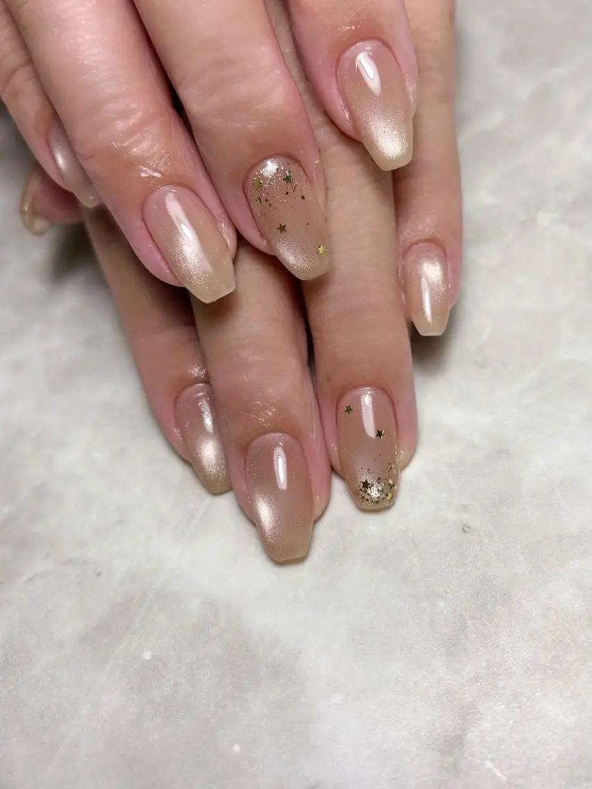 ネイル ホログラムネイル マグネットネイル Nailsalon E's cafeのネイルデザイン