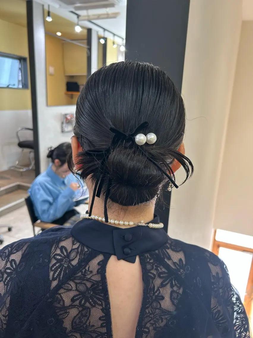 ミディアム ヘアアレンジ ヘアセット hubhair レイヤー/透明感のヘアスタイル