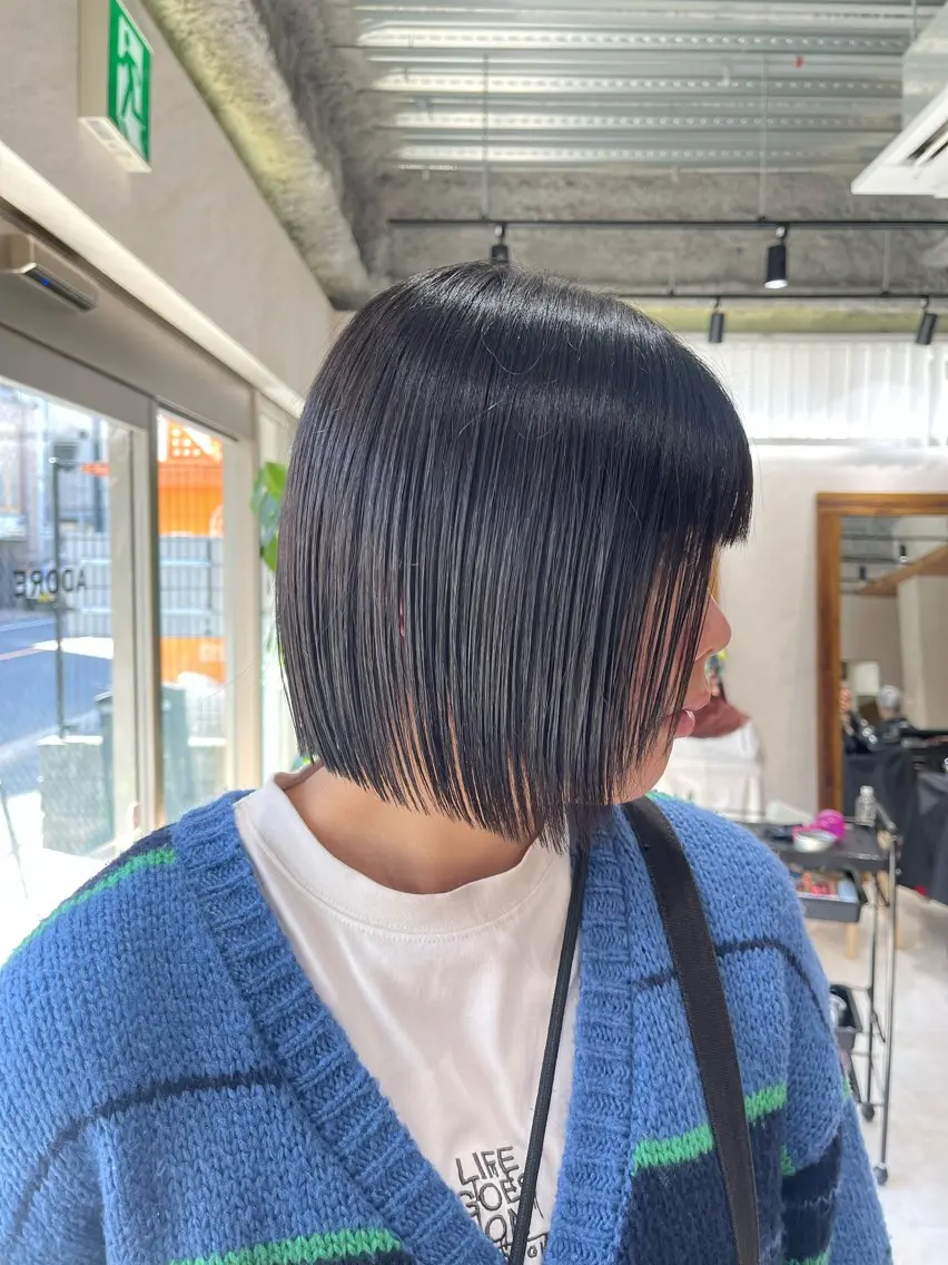 ショート 切りっぱなしボブ ボブ ショートヘア 🩵ボブ/レイヤー /髪質改善🩵のヘアスタイル