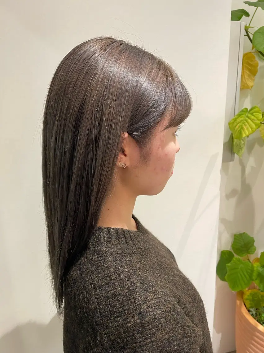セミロング カラー グレージュ カット ヘアカラー トリートメント 🌟当日予約OK🌟 西野楓加のヘアスタイル