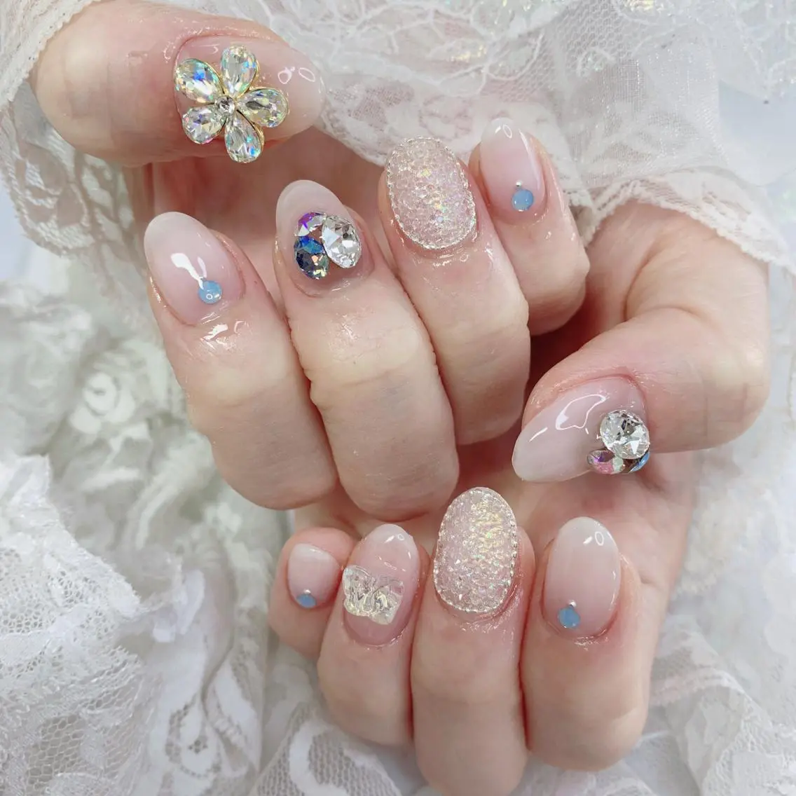 ネイル フラワーネイル ハンドネイル La neige* yuki 🐩🌙のネイルデザイン