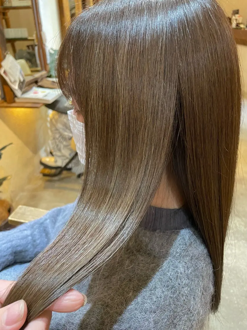 ロング カラー カット ヘアカラー トリートメント putri 副店長 岸本　拓真のヘアスタイル