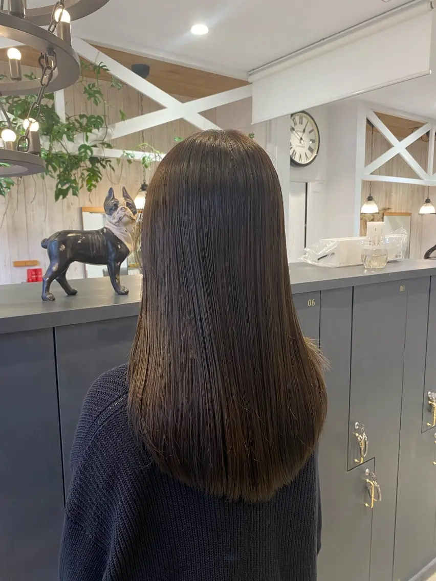 ロング カラー ブラウンカラー オリーブブラウン ヘアカラー 柴田 枝利子のヘアスタイル