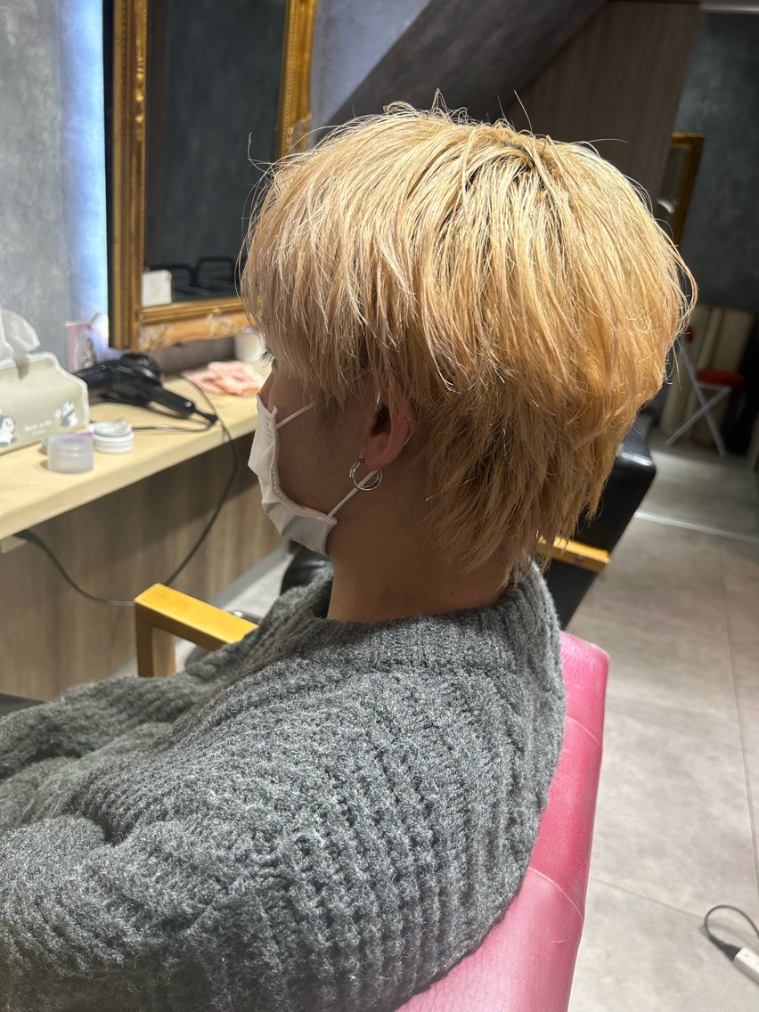 カラー メンズ Alion AIRIのヘアスタイル