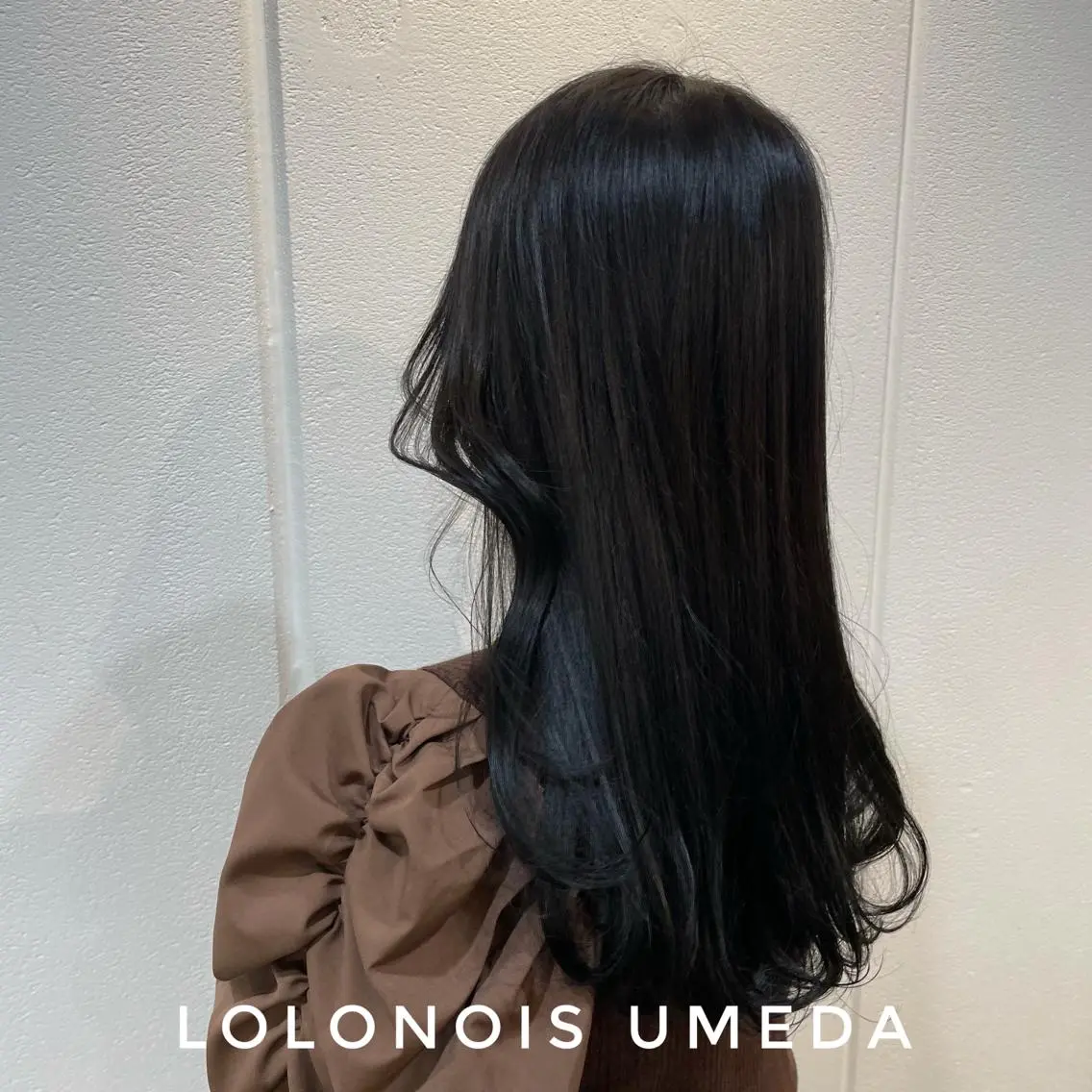 ロング カラー 黒髪 ブルーカラー ブルーブラック トリートメント Lolonois梅田 /Okazaki:)のヘアスタイル