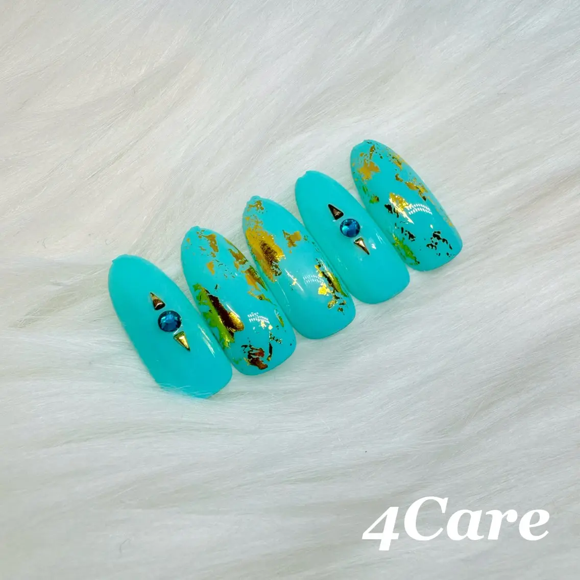 ネイル ハンドネイル 4Care Yのネイルデザイン