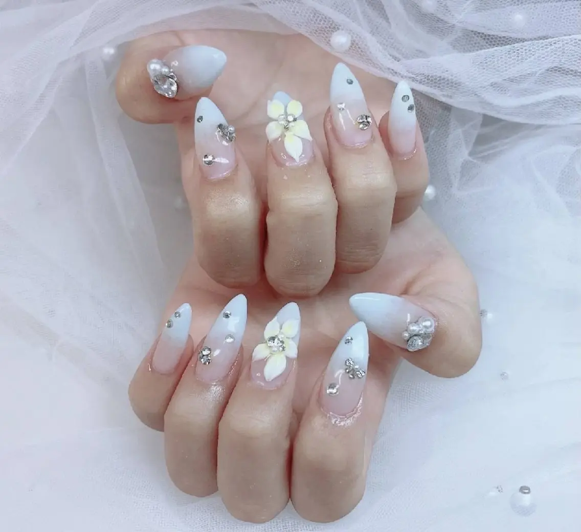 ネイル グラデーション 水色 ワンホンネイル ハンドネイル ハンドケア 心斎橋Salon Epokkuのネイルデザイン