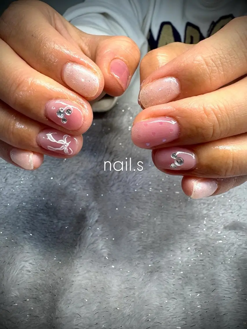 ネイル ピンク リボン ショートネイル ハンドネイル nail.s misatoのネイルデザイン