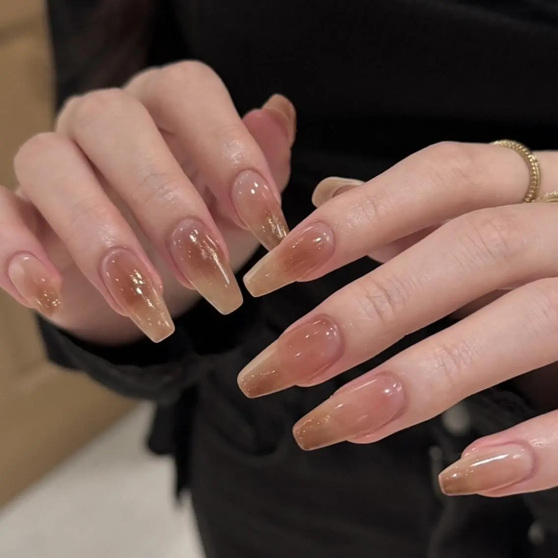 ネイル ハンドネイル H&B Miaのネイルデザイン