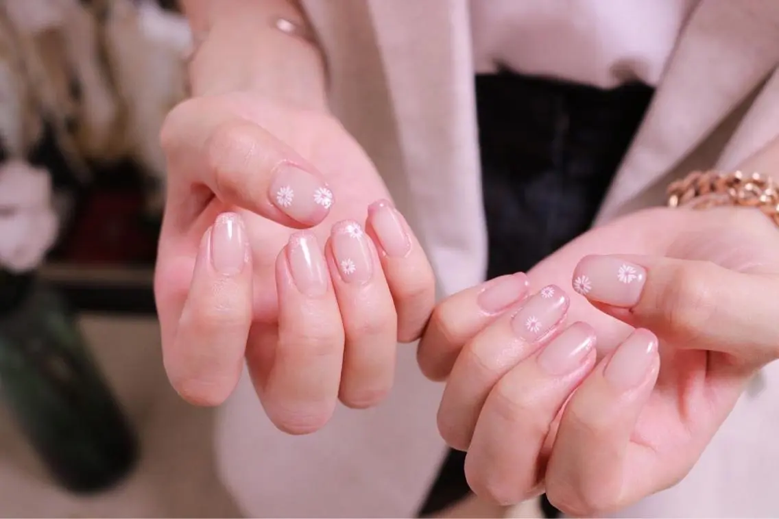 ネイル ハンドネイル MH Nailのネイルデザイン