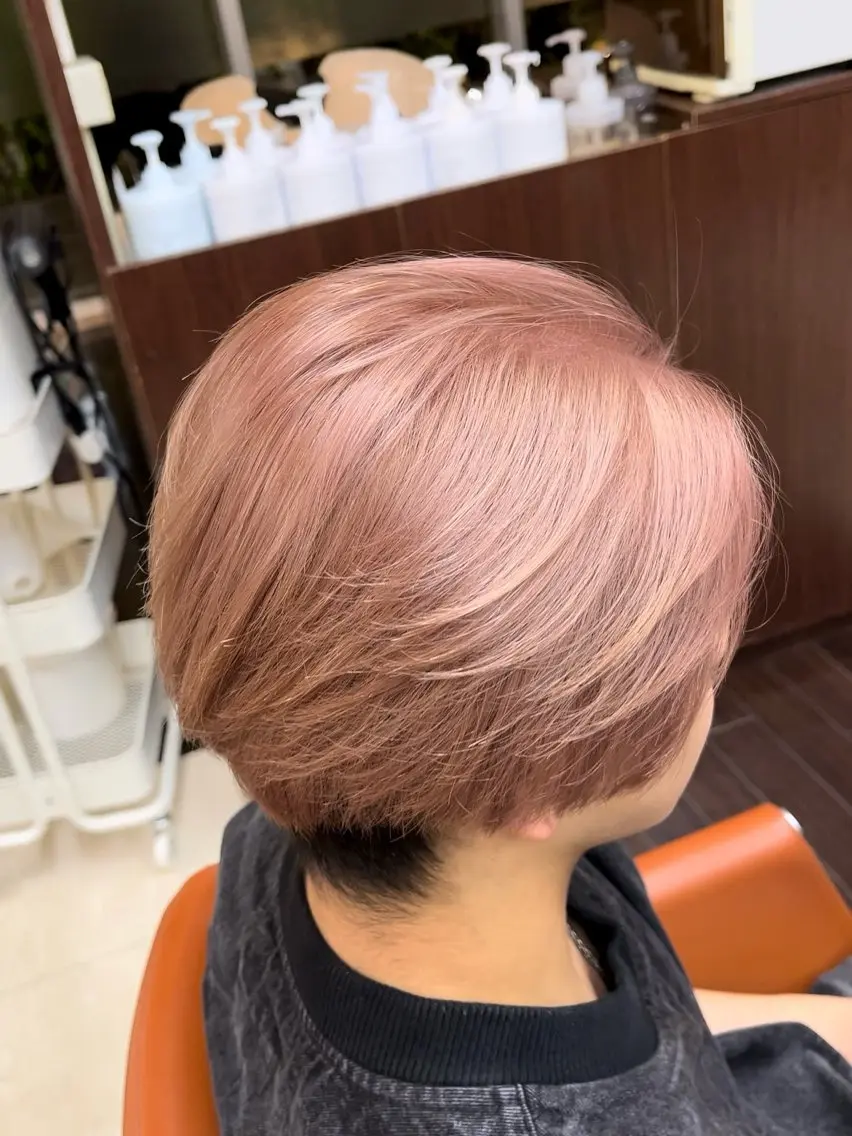 ショート カラー メンズ ベージュカラー ダブルカラー ピンクカラー ピンクベージュ 🧊メンズ特化🧊 高木航希のヘアスタイル