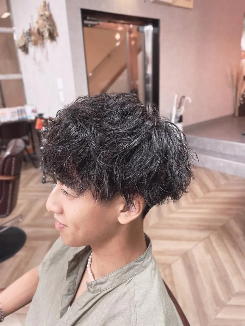 メンズカット+ツイストスパイラルパーマ+クイックTrの写真