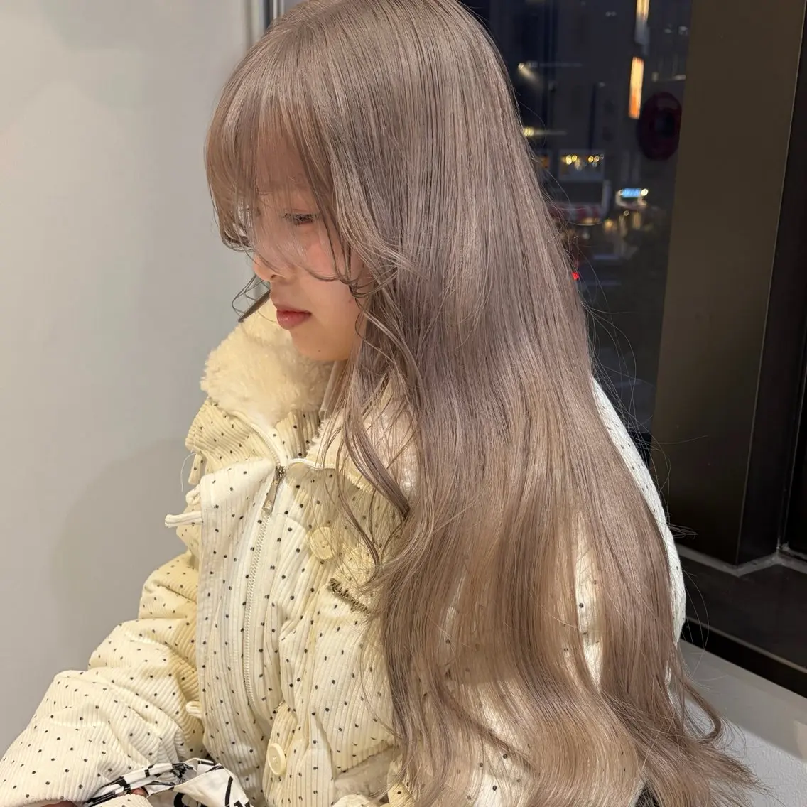 ロング カラー ベージュカラー ブリーチ 透明感カラー ダブルカラー カット ヘアカラー トリートメント ☪️ブリーチ特化施術 /レイヤー🪽aiのヘアスタイル