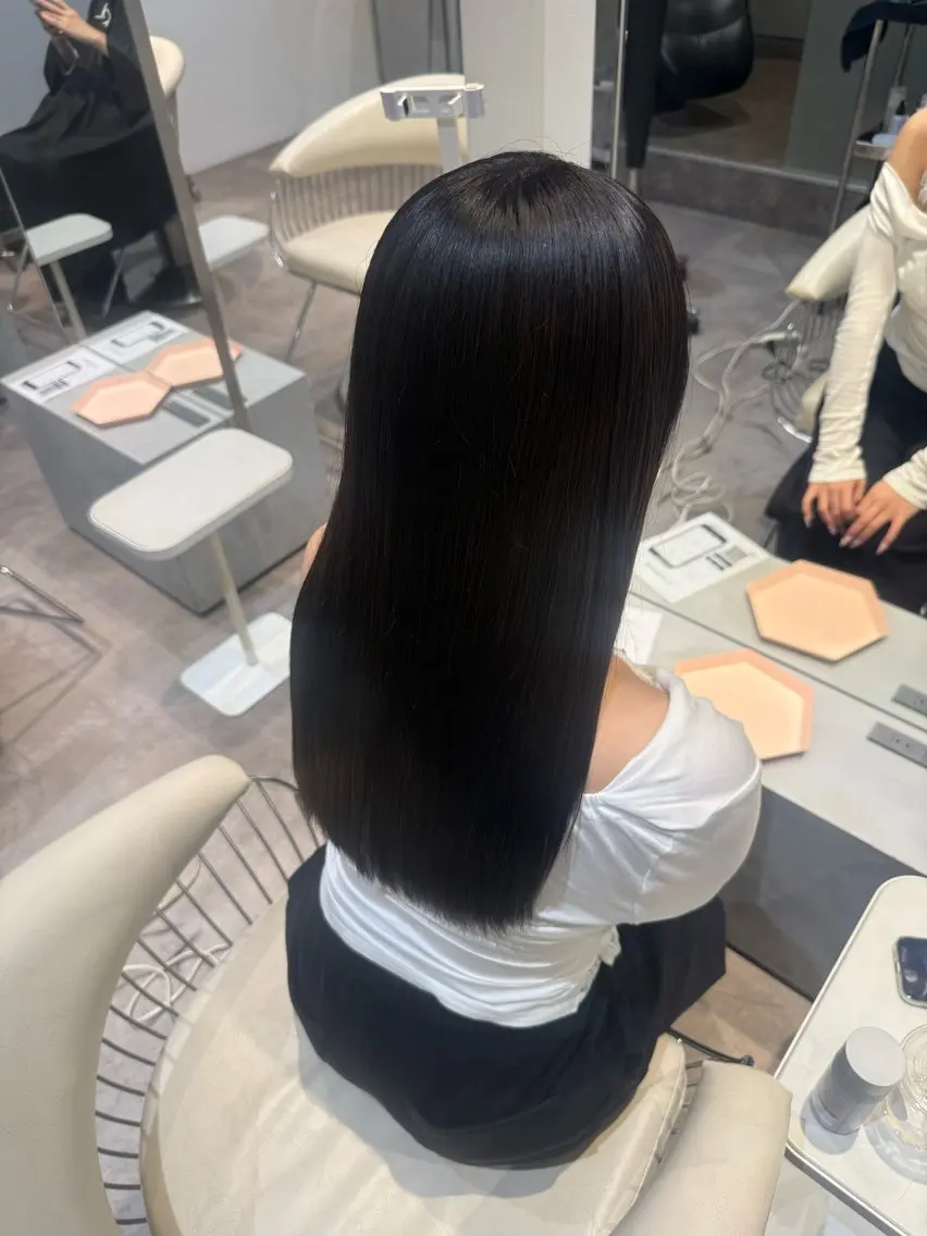 ロング カラー 顔まわりレイヤー 髪質改善 レイヤーカット トリートメント カット ヘアカラー トリートメント 💎透明感カラー特化 💎TAISEIのヘアスタイル
