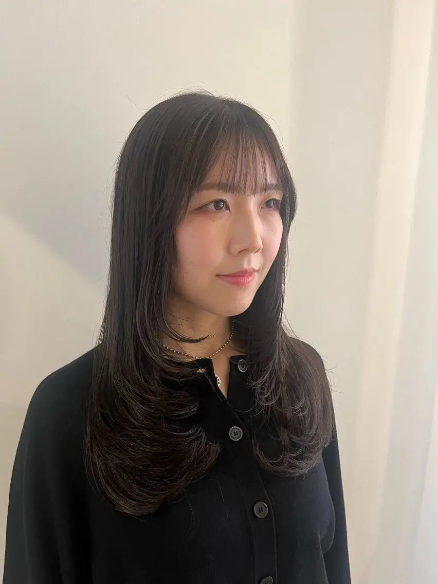 ロング カラー ハイレイヤー レイヤーカット カット ヘアカラー トリートメント 山本 彩香のヘアスタイル