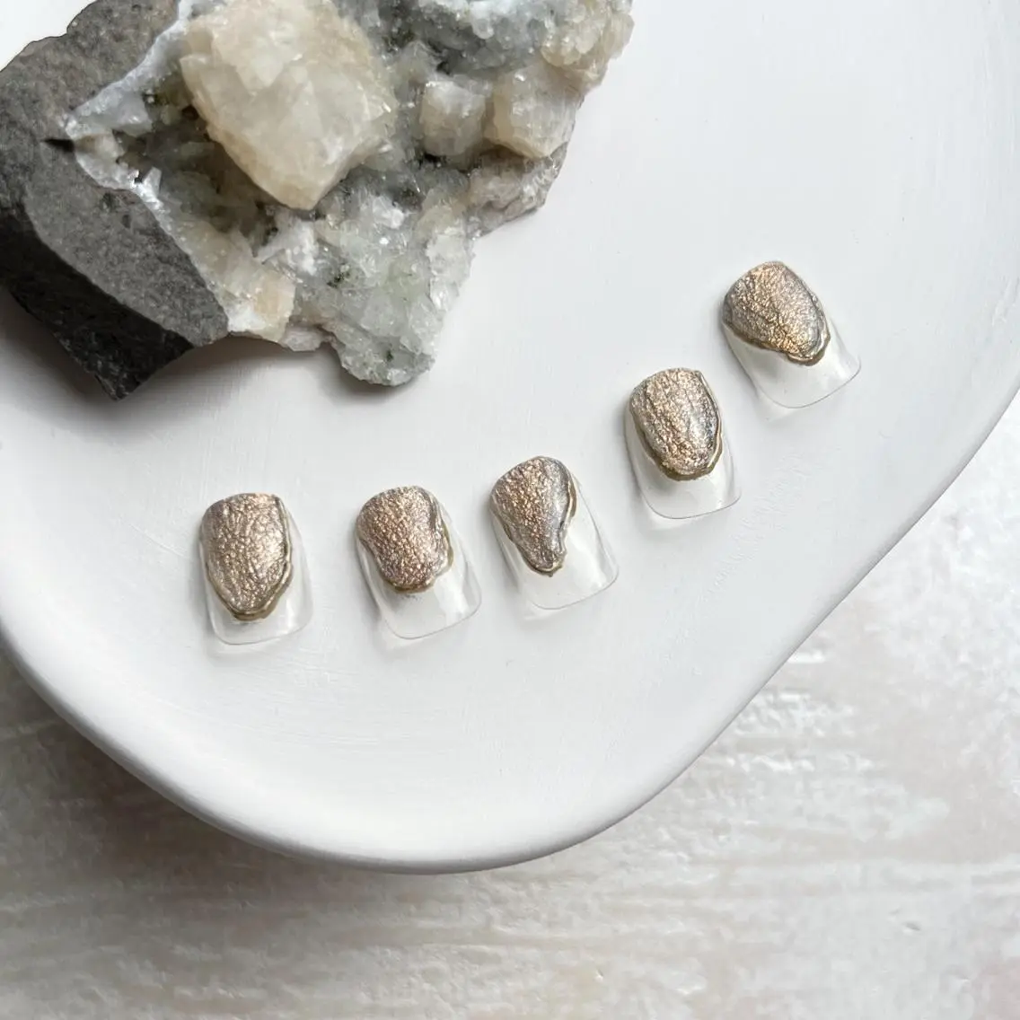 ネイル マグネットネイル ニュアンスネイル ショートネイル gemickle nailのネイルデザイン