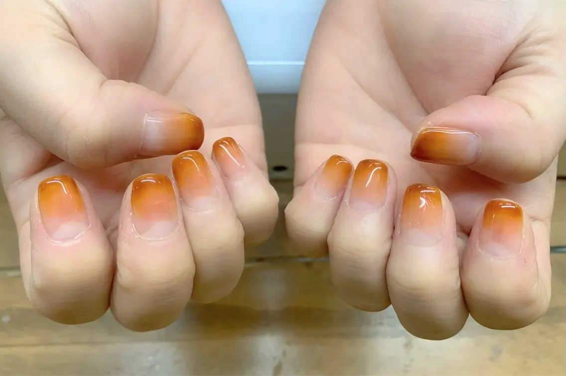 【8/14、8/15】【オフなし】〖ANN担当〗💅🏻グラデーション💅🏻の写真