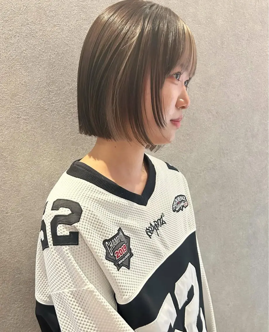 ショート カット 透明感カラー/ボブ 高野菜瑠のヘアスタイル