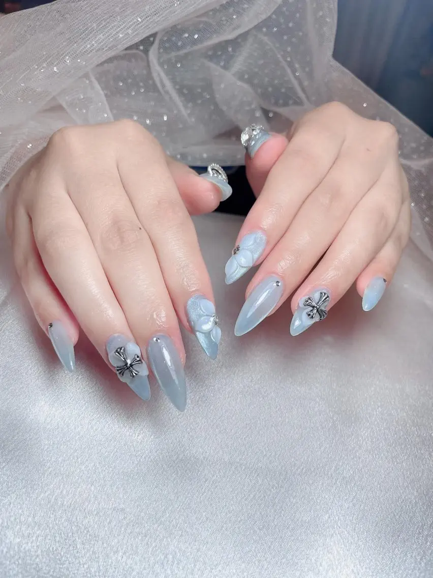 ネイル チークネイル 長さ出し フラッシュネイル ジェルネイル 韓国ネイル ハンドネイル Queen Nail Salonのネイルデザイン