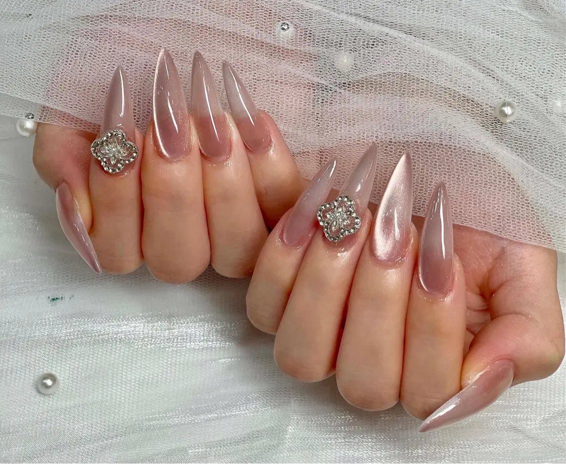 ネイル マグネットネイル Mi nailsのネイルデザイン