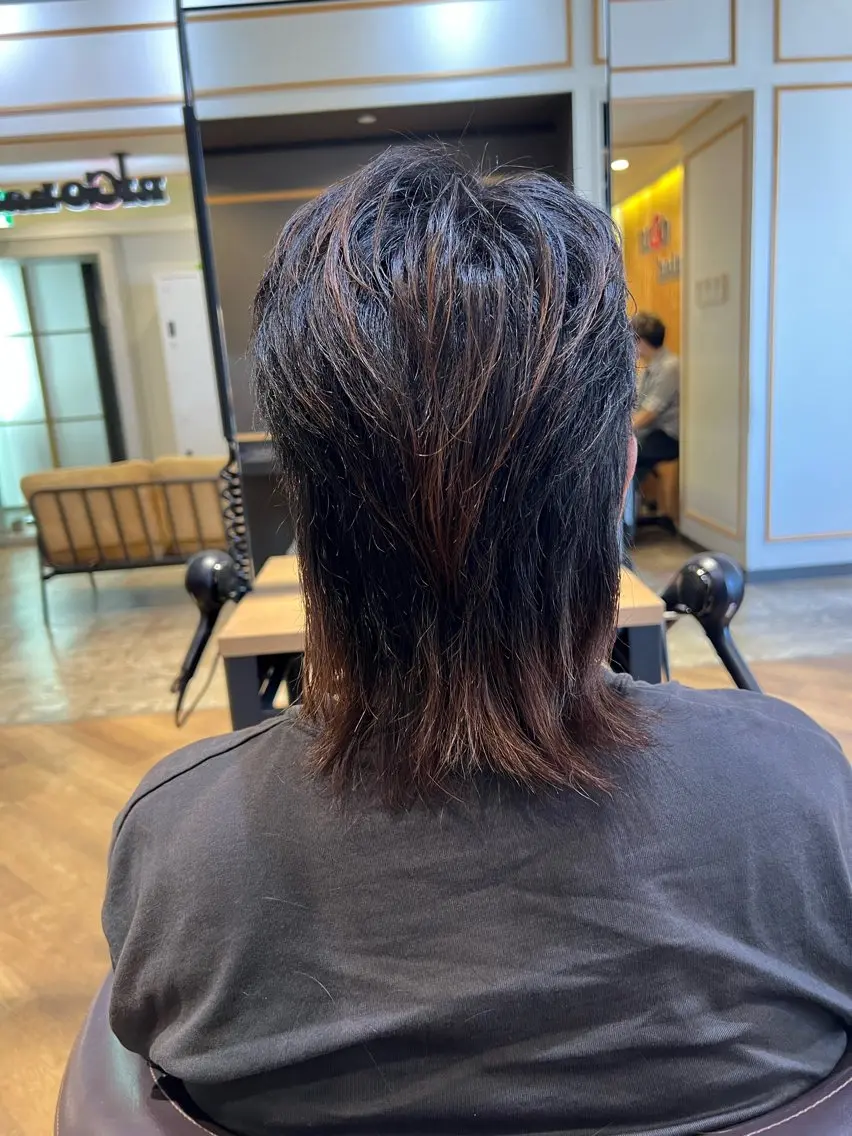 ミディアム ヘアカラー 森本 礼二のヘアスタイル