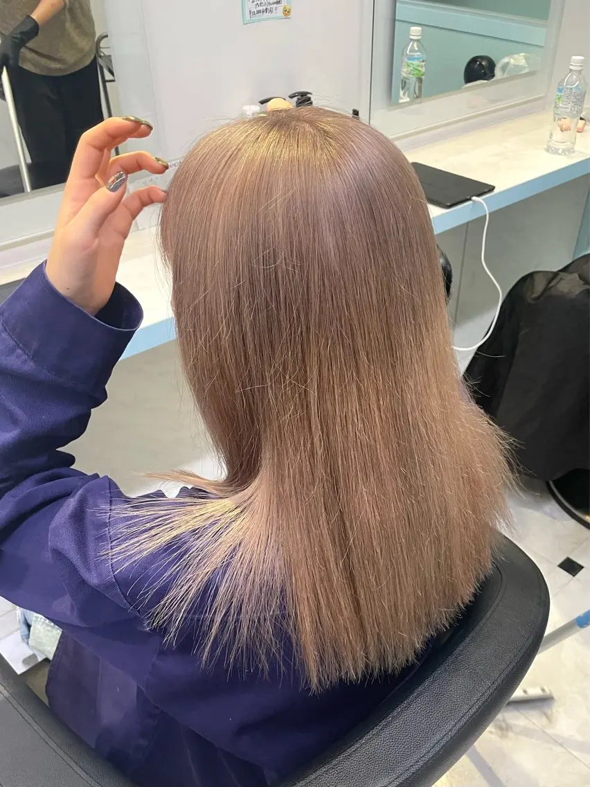 ミディアム カラー 【美髪矯正/絹髪】 🎀hinano🎀のヘアスタイル