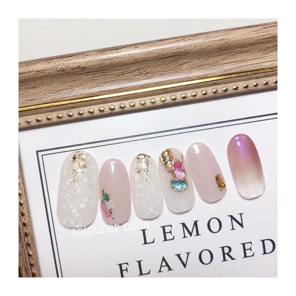 ネイル アートネイル グラデーション マグネットネイル ワンカラーネイル 春ネイル shimmer nailsのネイルデザイン