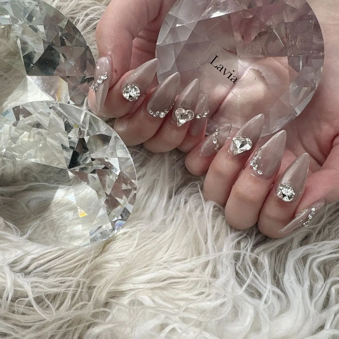 ネイル lavia🖤 ayumiのネイルデザイン