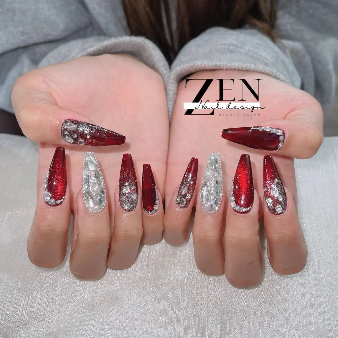 ネイル チークネイル 長さ出し フレンチネイル 韓国ネイル マグネットネイル ハンドネイル Zen Nail Design 池袋のネイルデザイン