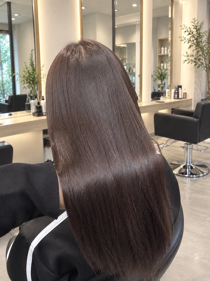 ロング カット ヘアカラー トリートメント 山本 茉琳のヘアスタイル