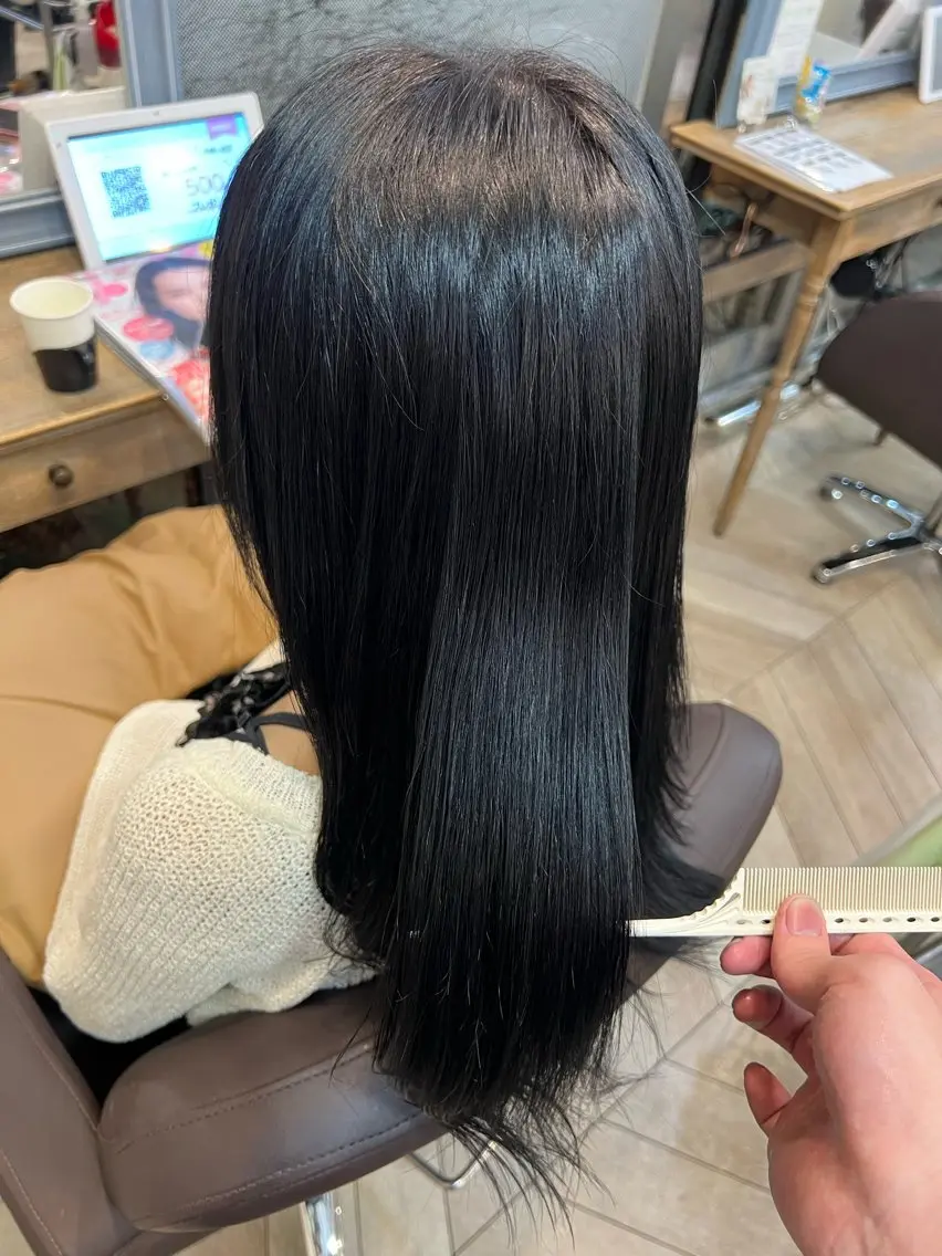 セミロング カラー 黒髪 縮毛矯正練習 モデル募集✨️NOAのヘアスタイル