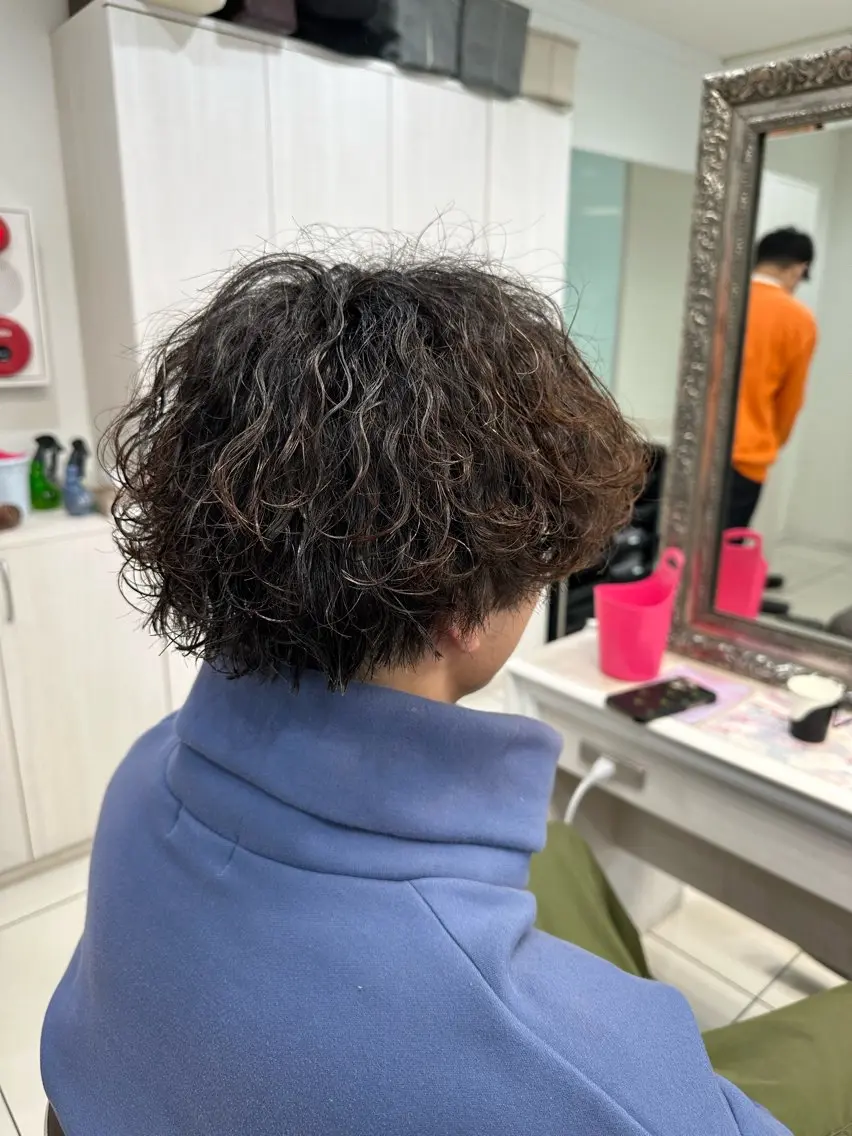メンズ カット パーマ トリートメント 炭木 一也のヘアスタイル