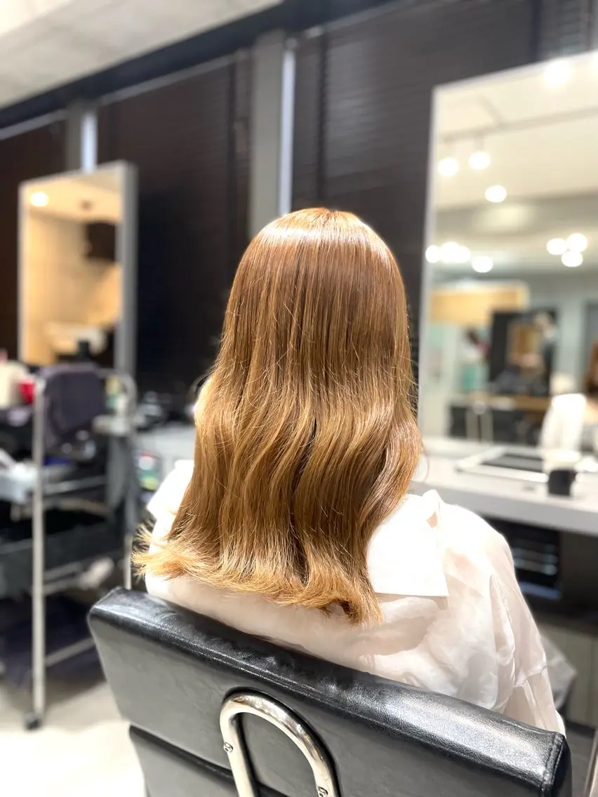 セミロング ヘアカラー オガワ カエデ🦋のヘアスタイル
