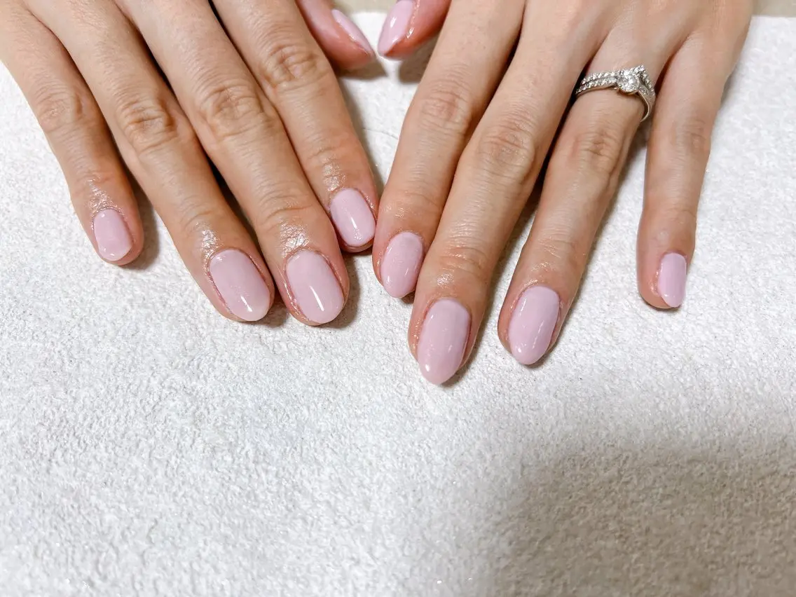 ネイル オーロラネイル フットネイル フレンチネイル ジェルネイル 韓国ネイル ハンドネイル mogunail &blowのネイルデザイン