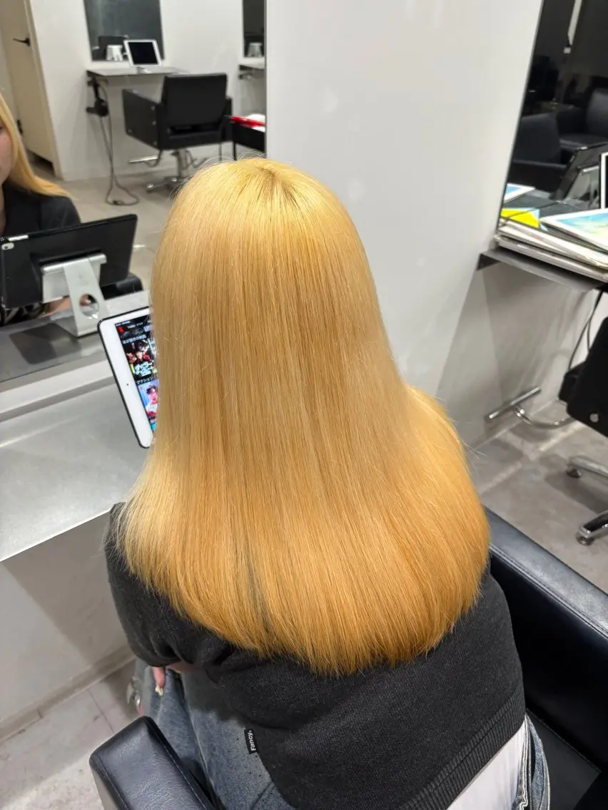 ロング ヘアカラー MIHO☾·̩͙⋆ Kroのヘアスタイル